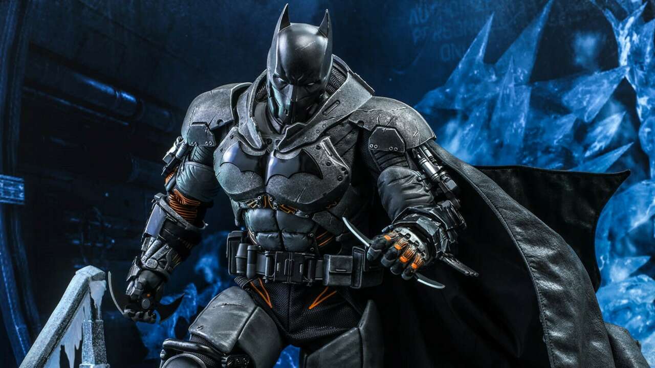 Batman’s Arkham Origins XE Suit Gets A $375 Hot Toys Figure